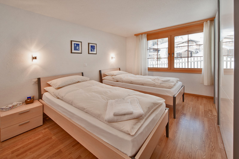 Large view of the loung