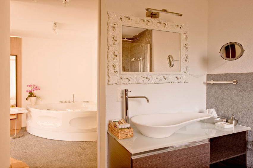Enlarged View of one of the Verona bathrooms