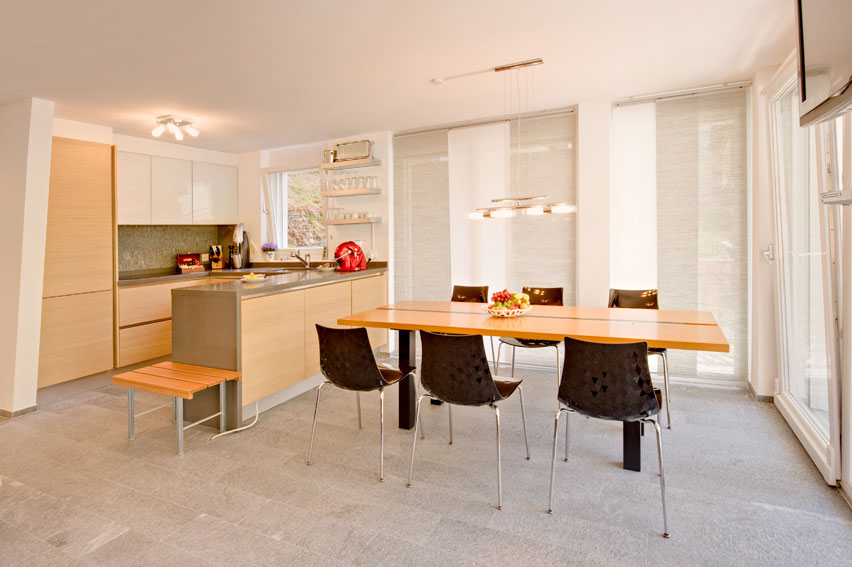 Large view of the dining room
